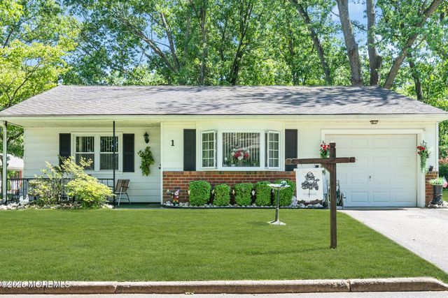 1 N Dakota Avenue, Whiting