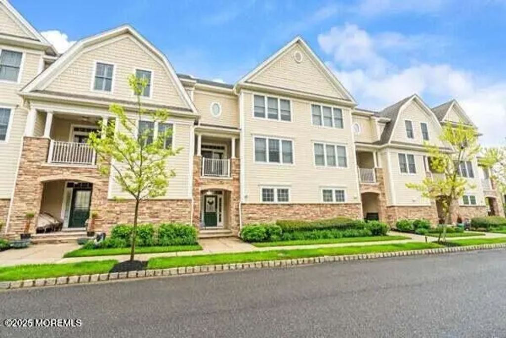 6 Greeley Terrace, Long Branch
