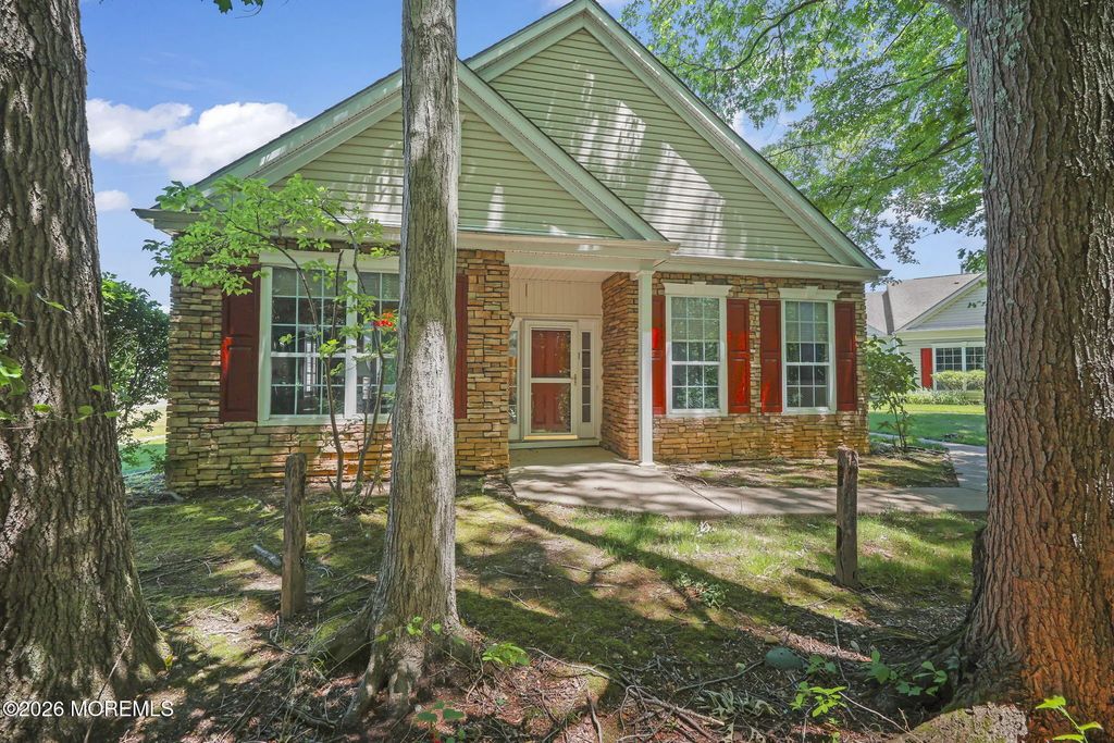 511 Skylark Drive 511, Monroe