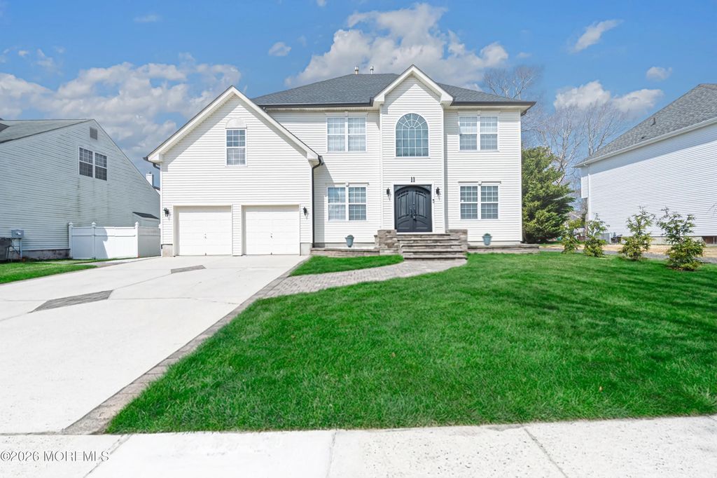 11 Chancellor Park Drive, Mays Landing
