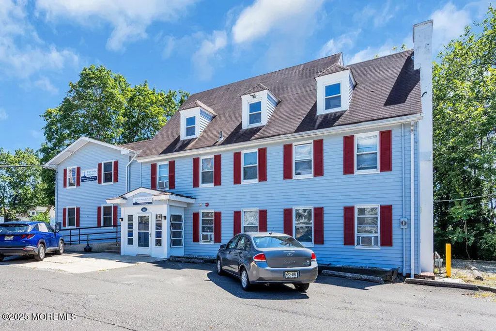 122 Lien Street, Toms River