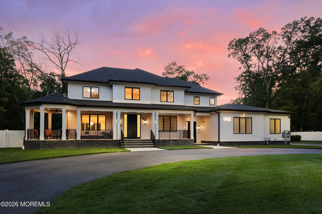 1612 Badger Drive, Toms River