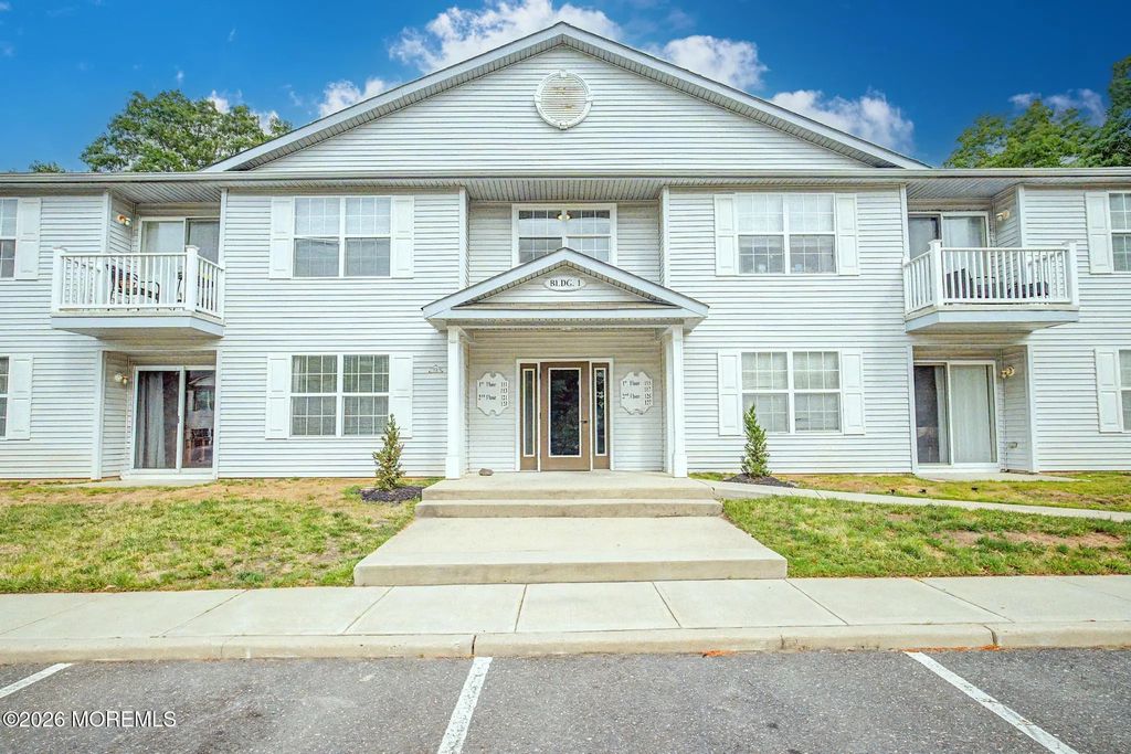 111 Pine Valley Court, Little Egg Harbor