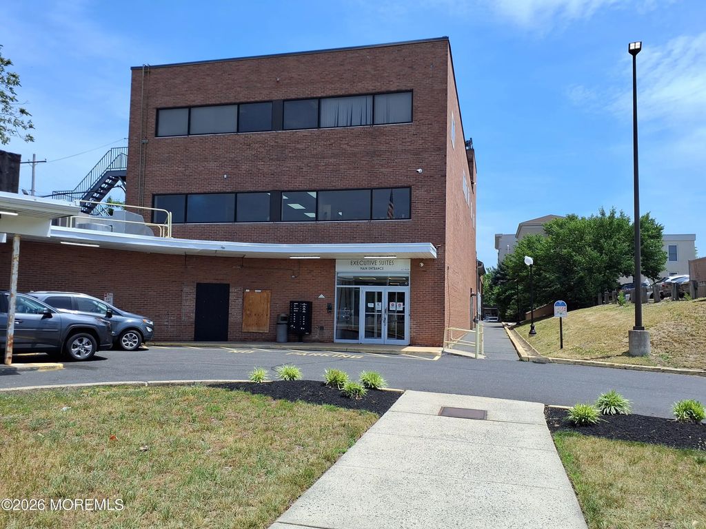 40 Main Street, Toms River