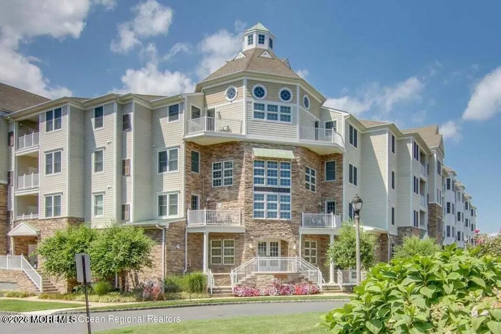 22 Cooper Avenue 202, Long Branch
