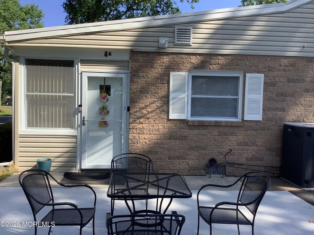 4a Pine Street, Toms River