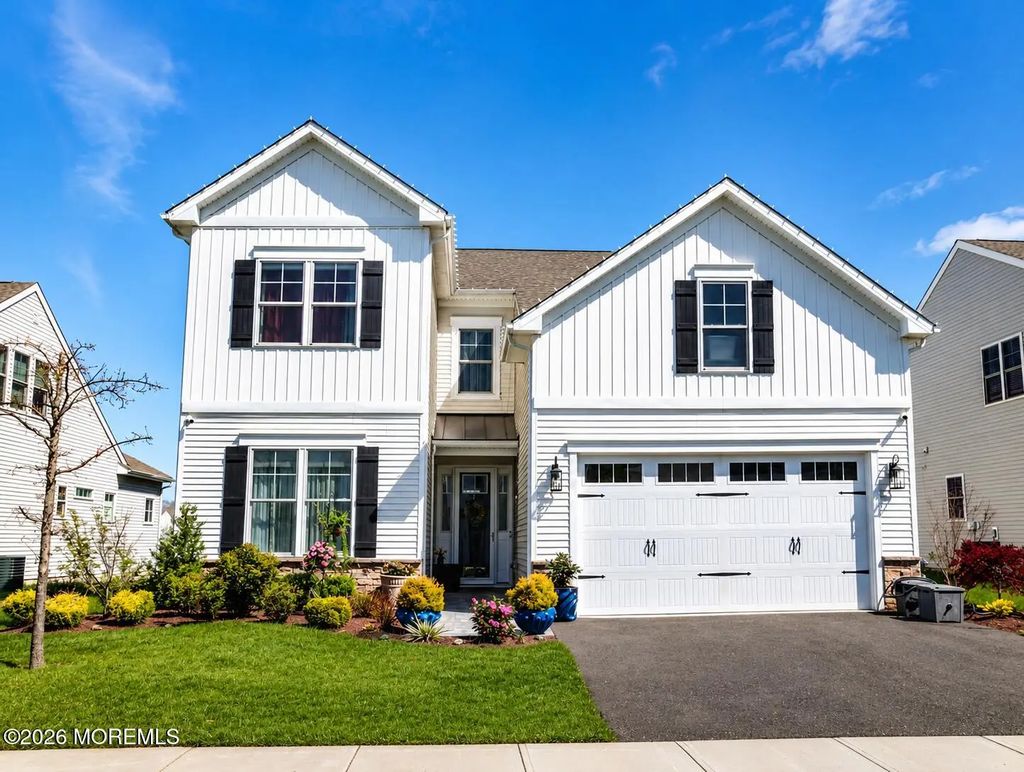 4 Pasture Drive, Farmingdale