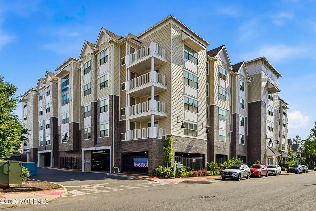 165 Pavilion Avenue 210, Long Branch