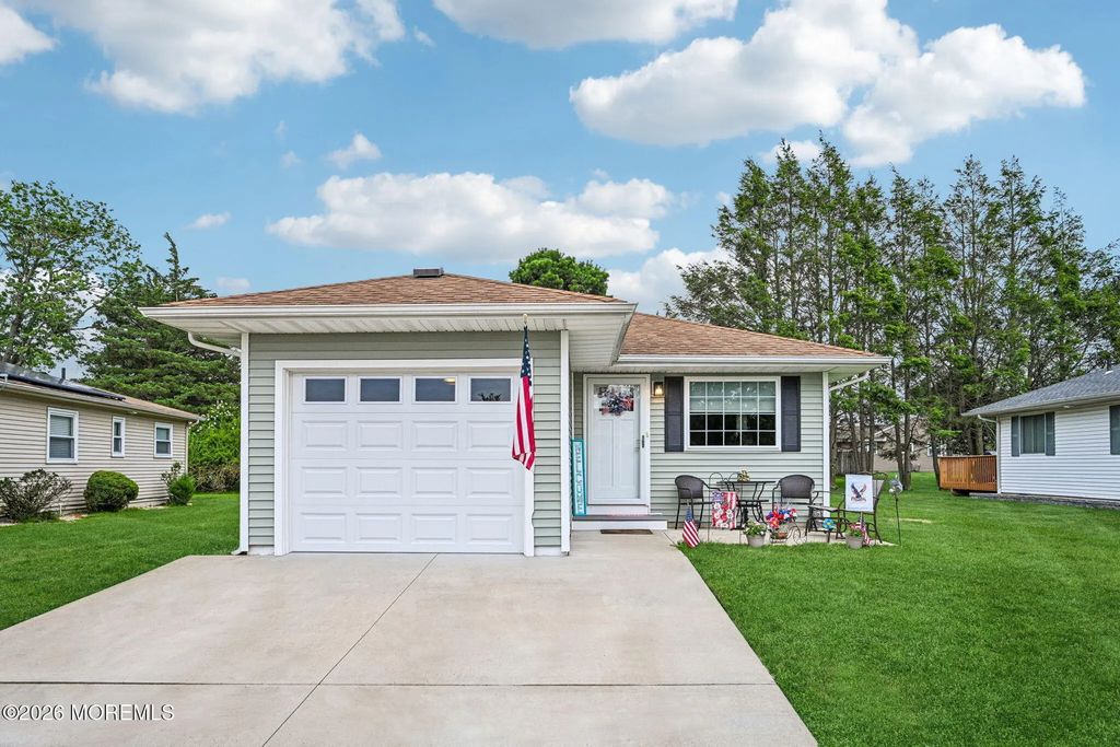 75 Bimini Drive, Toms River