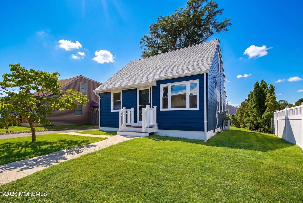 75 Franklin Avenue, Hazlet