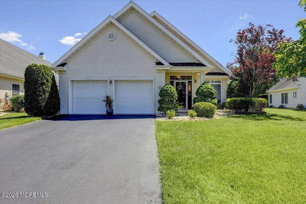 53 Yates Road, Manalapan