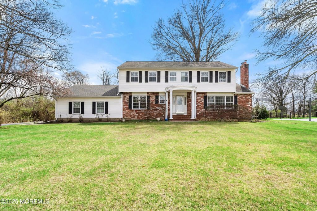 10 Monroe Court, Princeton