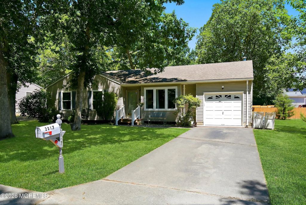 2017 3rd Avenue, Toms River