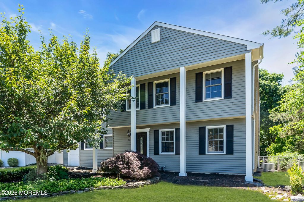 216 Doe Road, Toms River