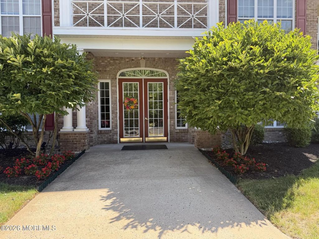418 Sophee Lane, Lakewood