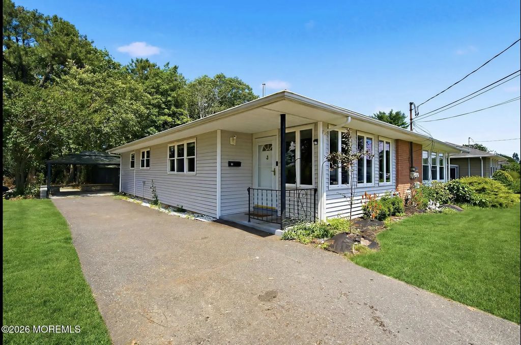 30 Parisian Drive, Toms River