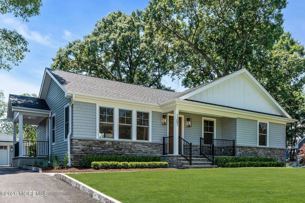 1207 Ocean Road, Spring Lake