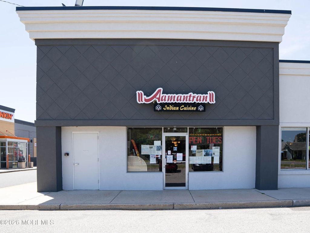 1594 Lakewood Road 102, Toms River