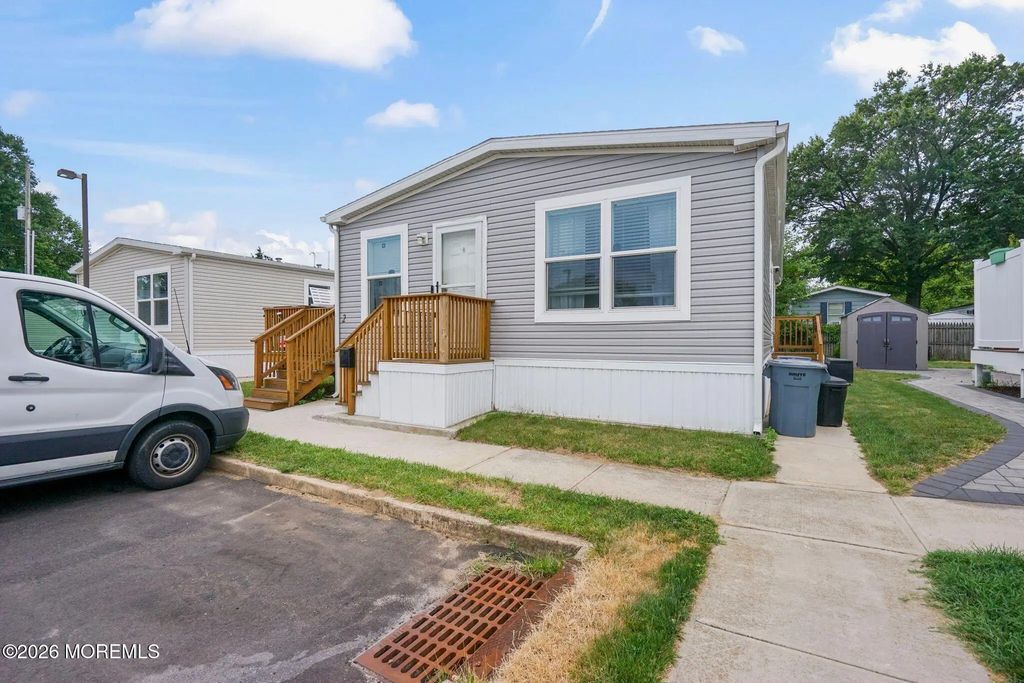 2 Justin Court, Hazlet