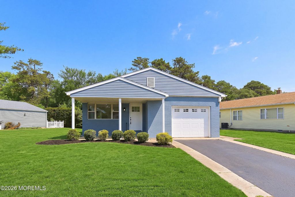 50 Paradise Boulevard, Toms River