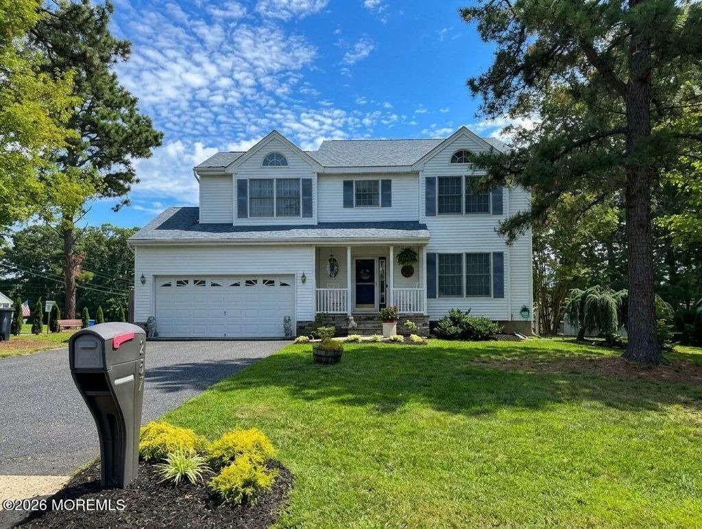 257 Nautilus Drive, Manahawkin