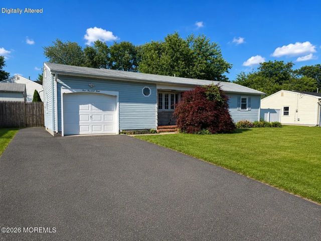 403 Simon Place, Brick