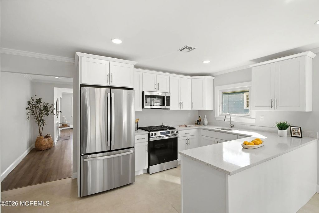 205 Bonaire Drive, Toms River