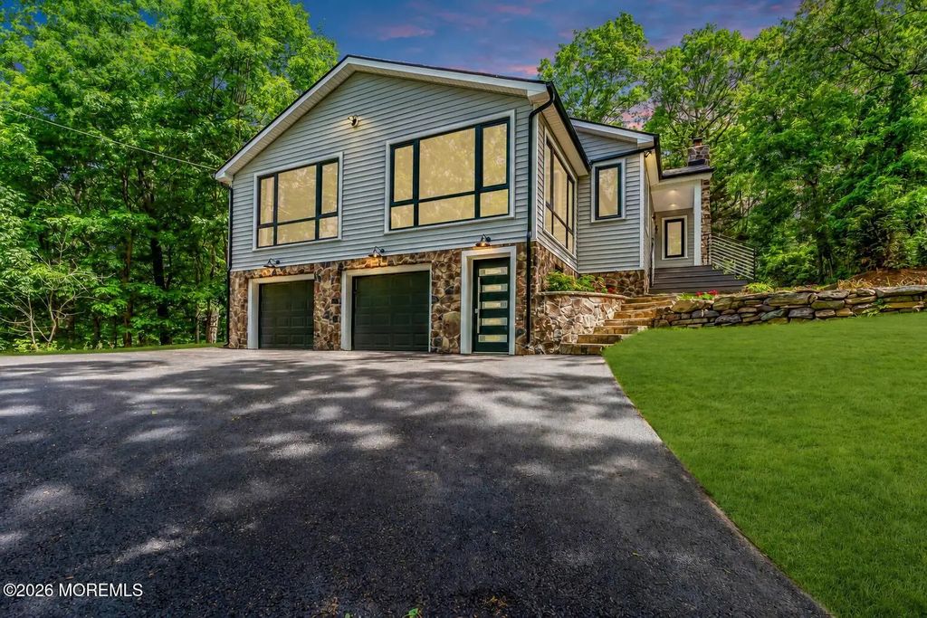68 North Road, Boonton