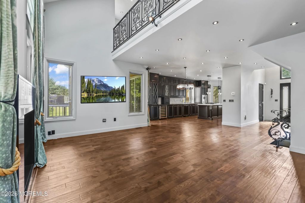 248 Navesink Court, Holmdel