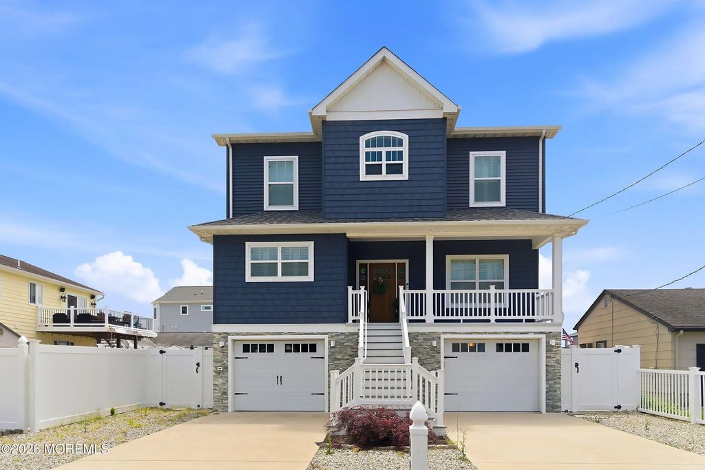 239 Silver Bay Road, Toms River