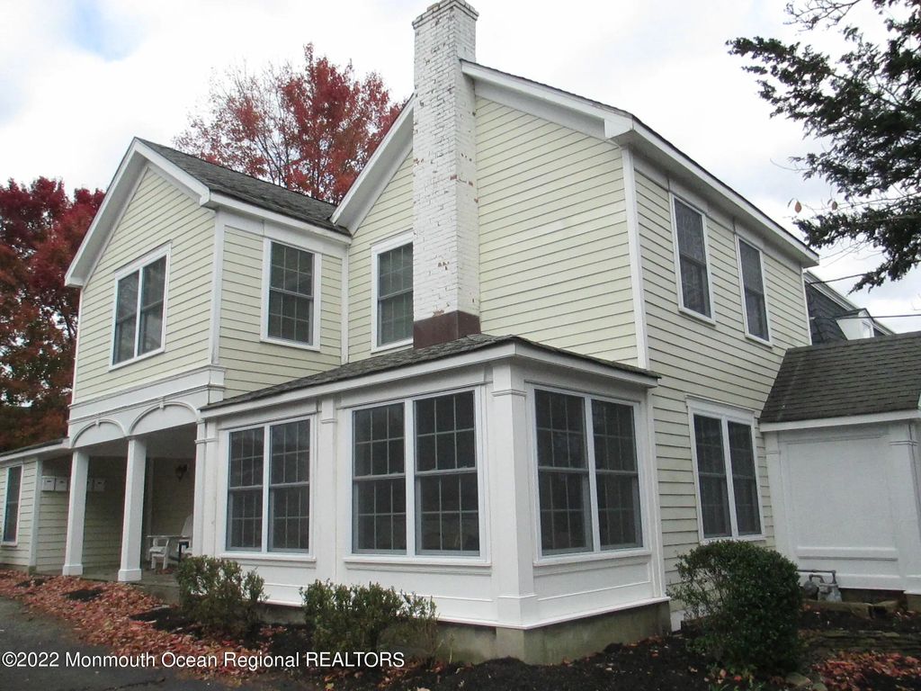 103 E River Road B, Rumson