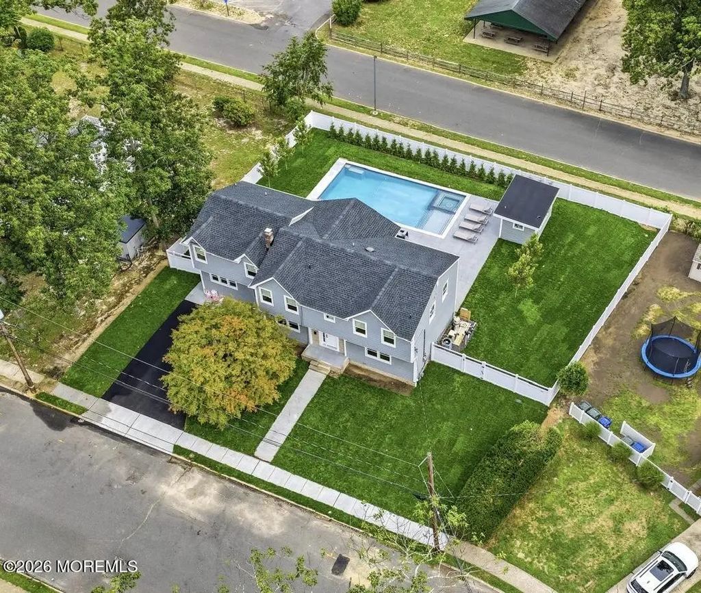 19 Roslyn Drive, Oakhurst