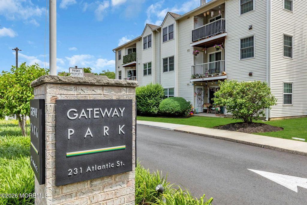 231 Atlantic Street 39, Keyport