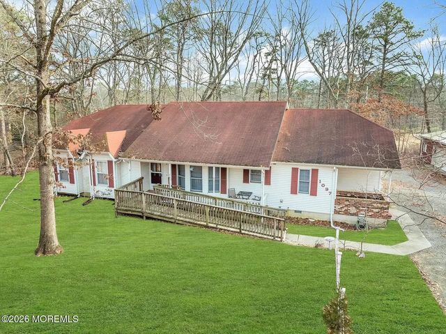 1097 S Lakewood Farmingdale Road, Howell
