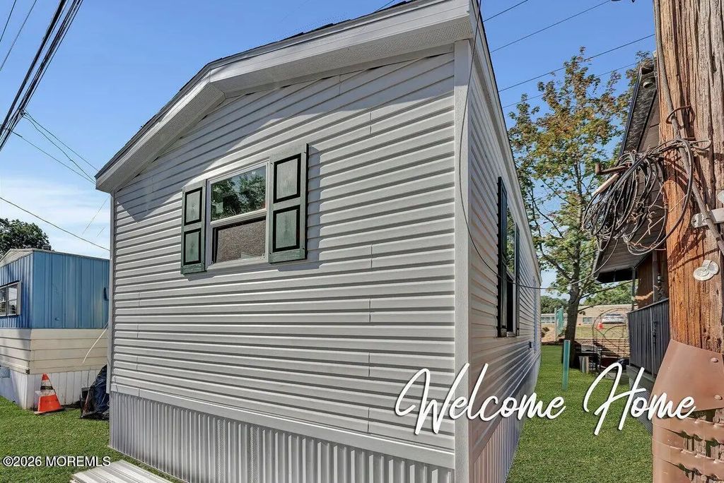 2505 Woodbridge Avenue 19 L, Edison
