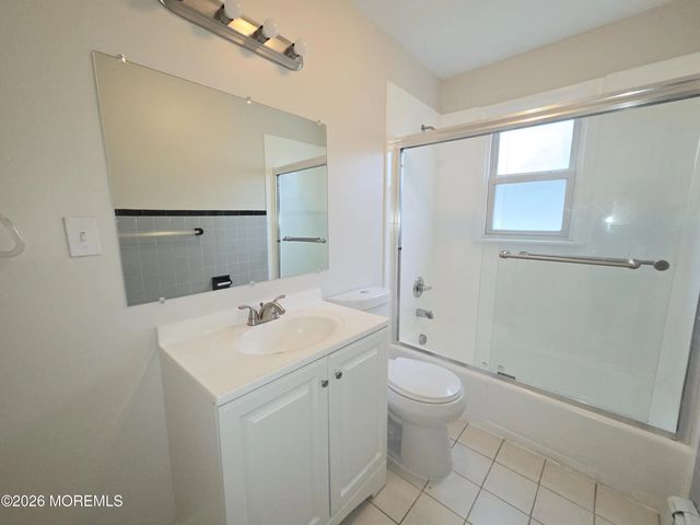 1 George Street 3, Jamesburg