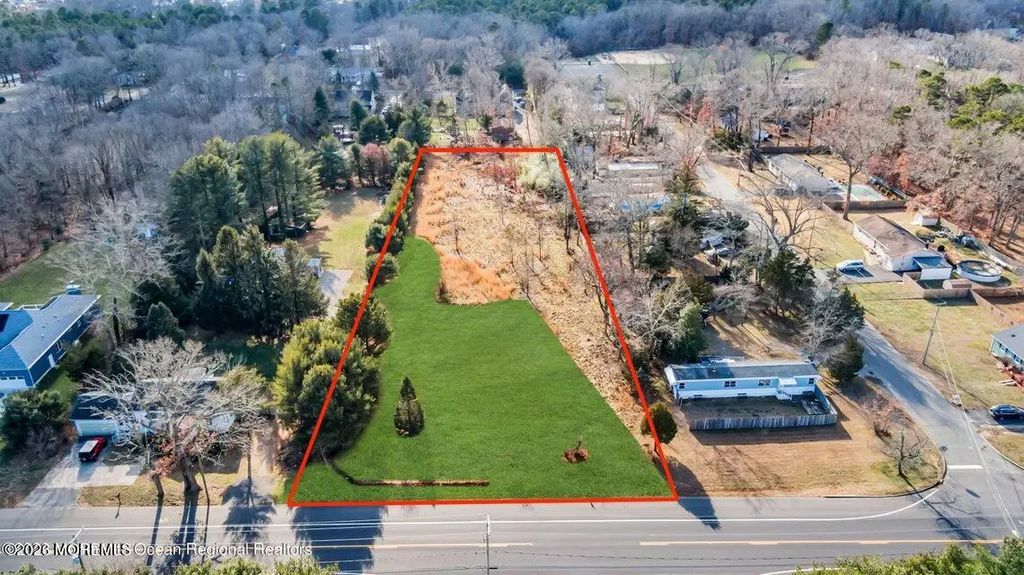 3245 Ridgeway Road, Manchester
