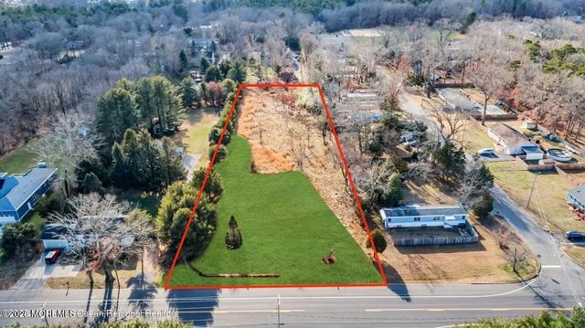 3245 Ridgeway Road, Manchester