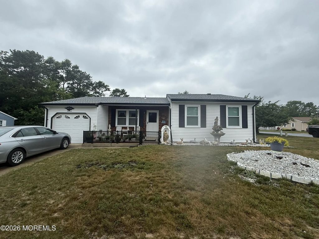 14 Brentwood Street 73, Whiting