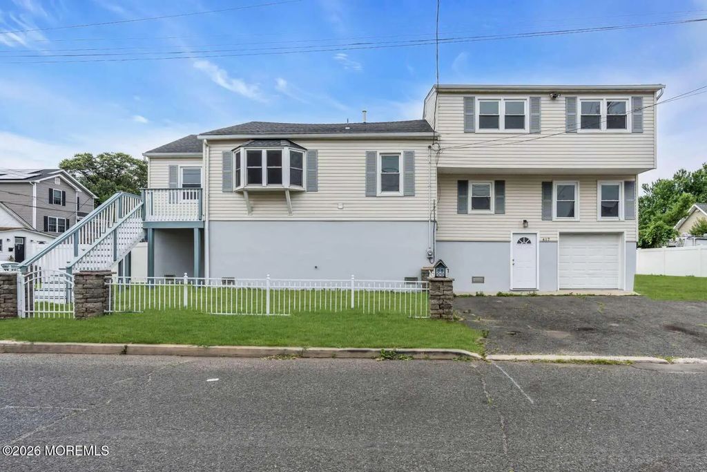 417 Pine Street, Union Beach