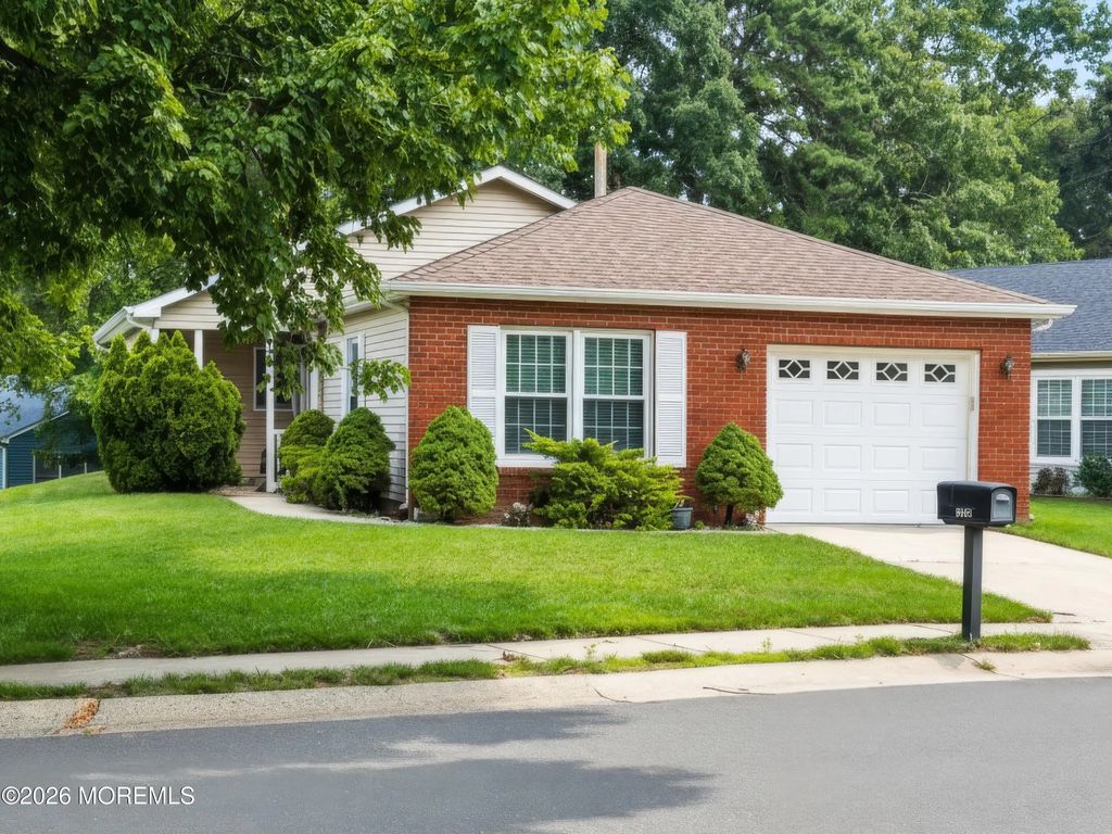 1869 Buttonwood Avenue, Toms River