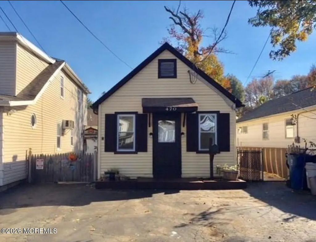 470 Brookside Avenue, Laurence Harbor