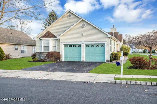 2453 Crisfield Street, Toms River