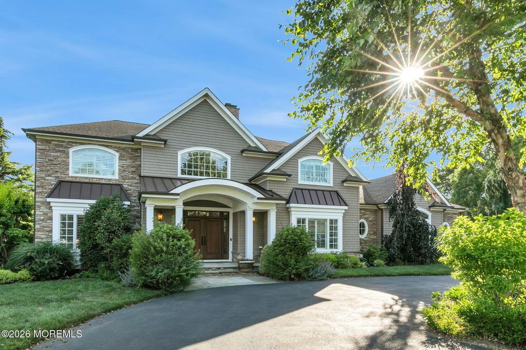 22 Oakes Road, Little Silver