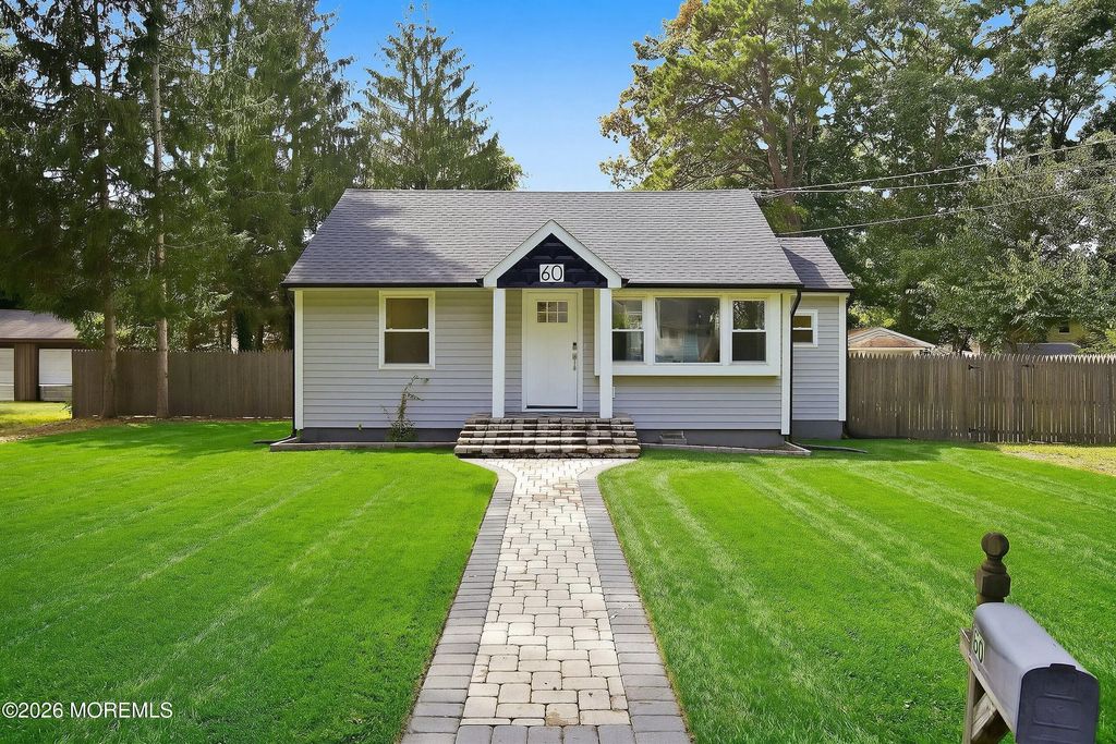 60 Crest Drive, Howell