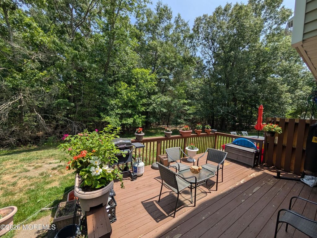 105 Sandpiper Lane 105, Bayville