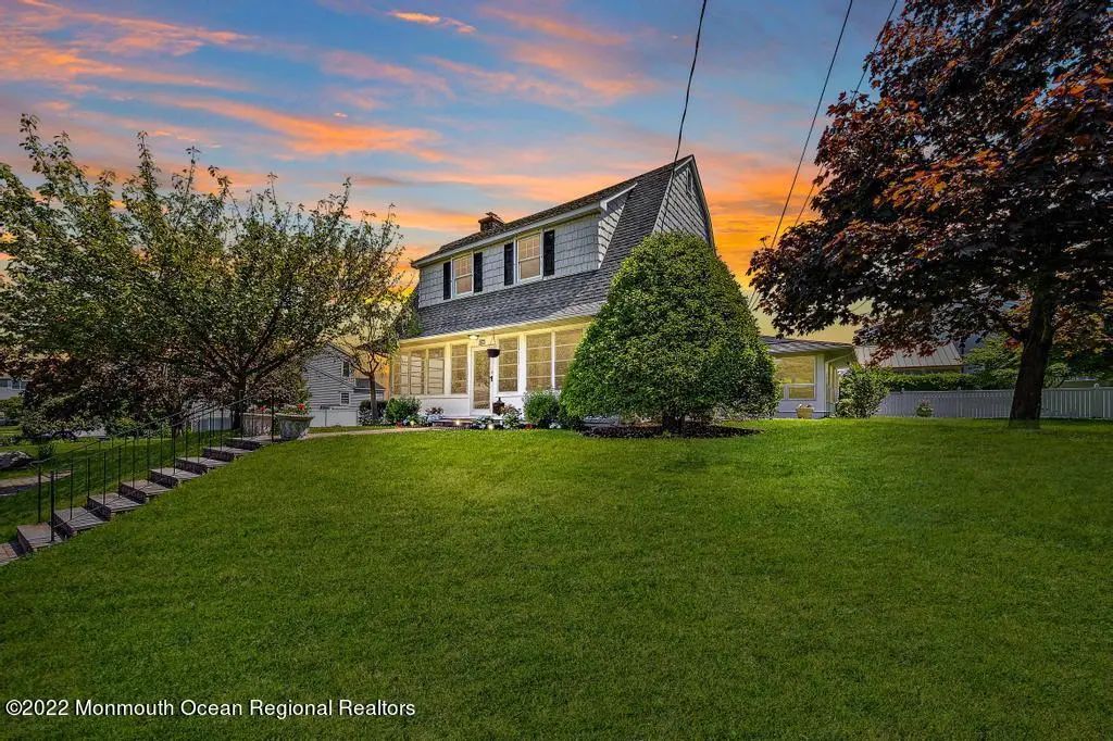 27 Shrewsbury Drive, Monmouth Beach