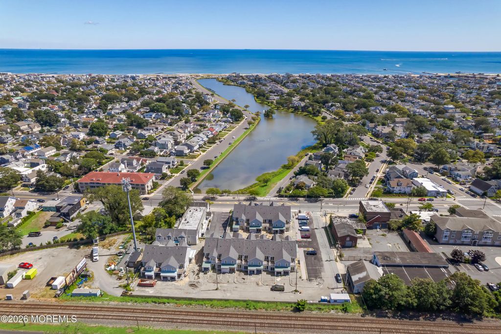 801 Main Street C2, Avon-by-the-sea