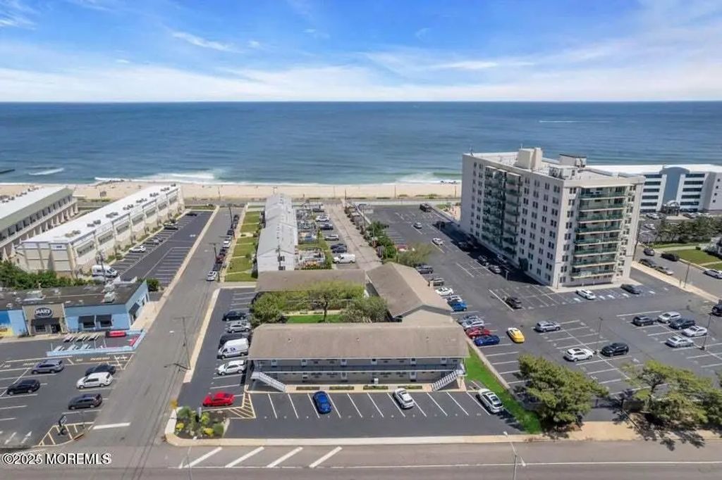 455 Ocean Boulevard 10, Long Branch