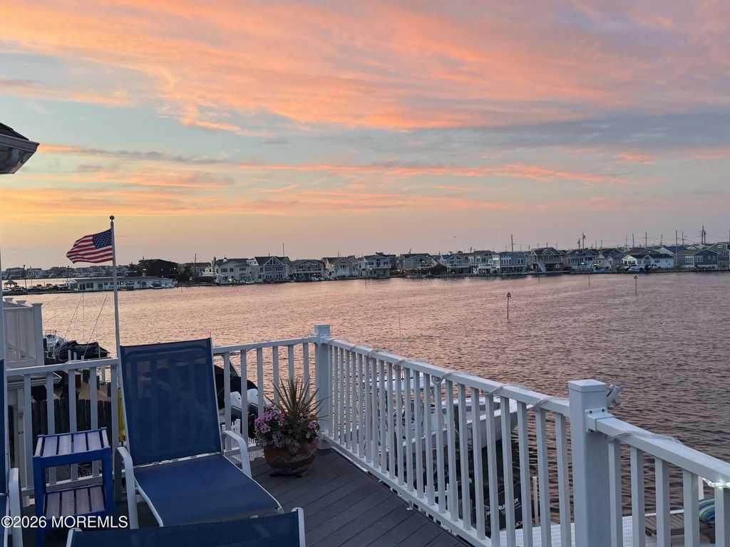 299 Monterey Circle, Lavallette